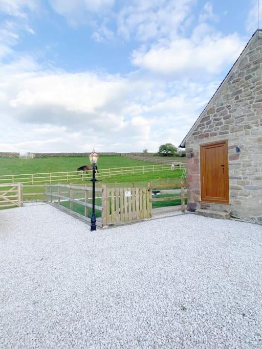 Luxury Detached Peak District Stone Barn - Dog Friendly Villa Hazelwood Екстериор снимка